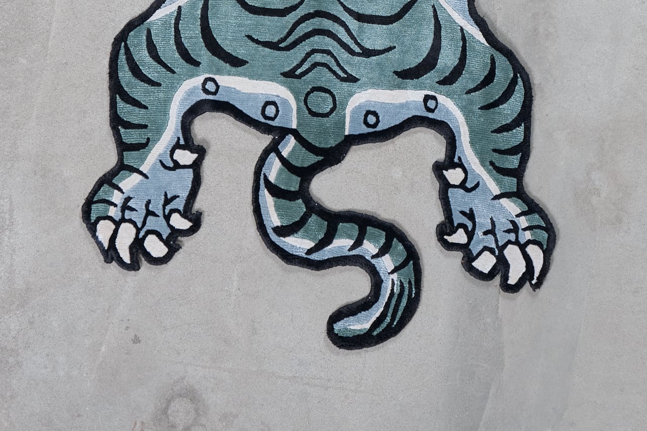 Tibetan Tiger Rug 《Mサイズ•シルク・オリジナル2・フォレスト