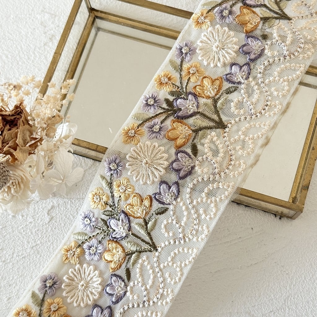 ホワイト | インド刺繍リボン専門店Rino Ribbon