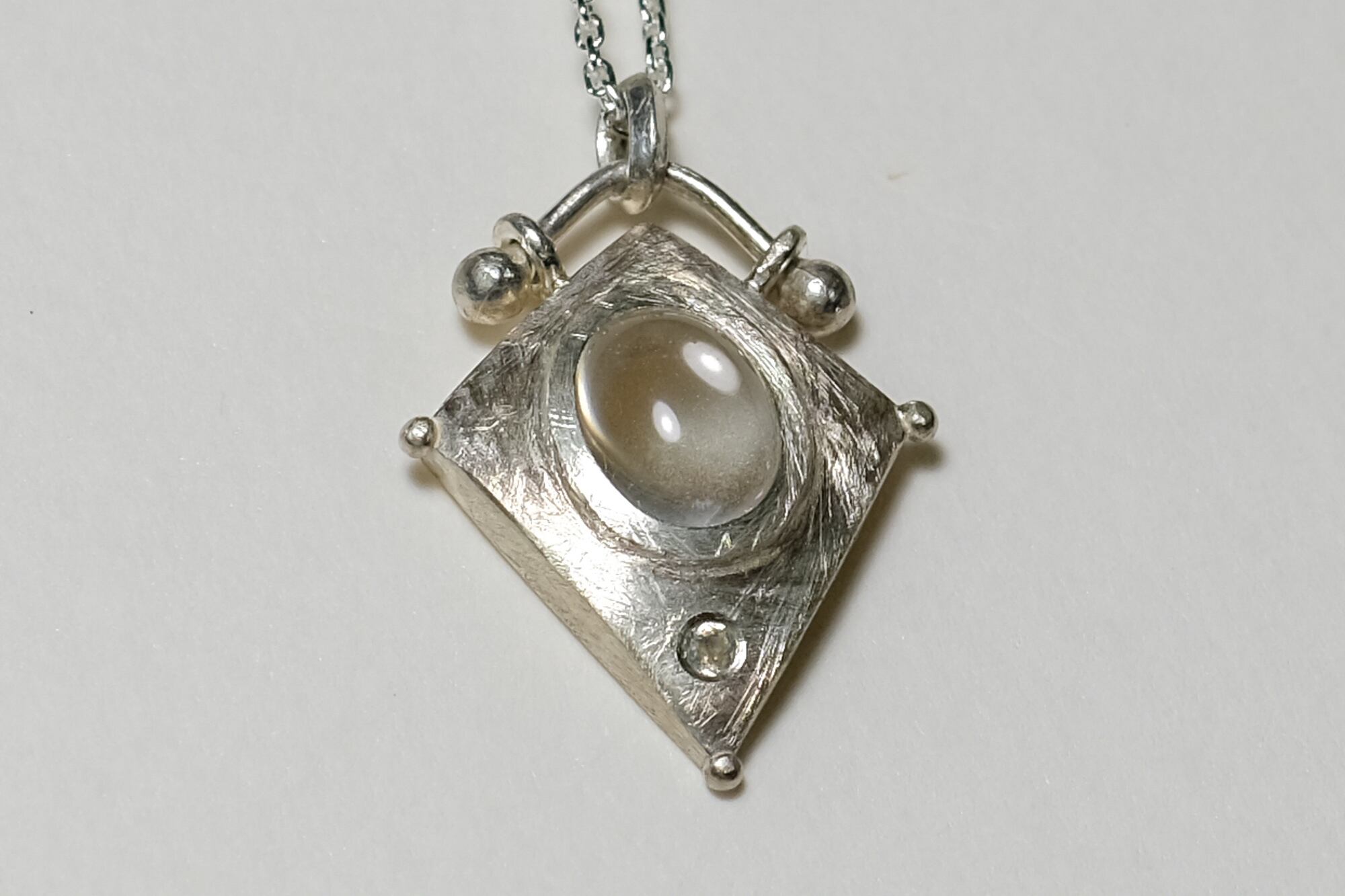 天秤 水晶×ロイヤルブルームーンストーン ネックレス silver no,376