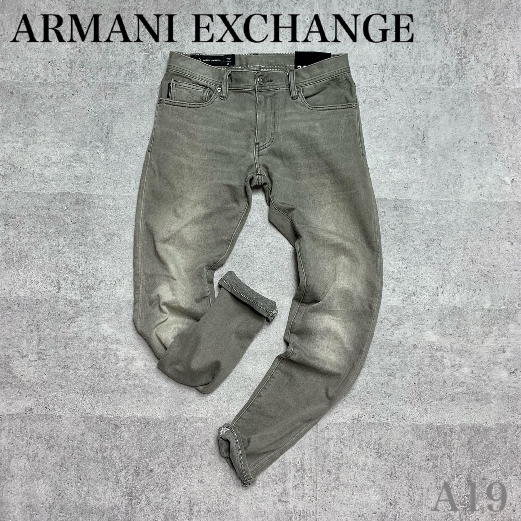 美品！ARMANI EXCHANGE ダメージ加工テーパードストレッチデニム！