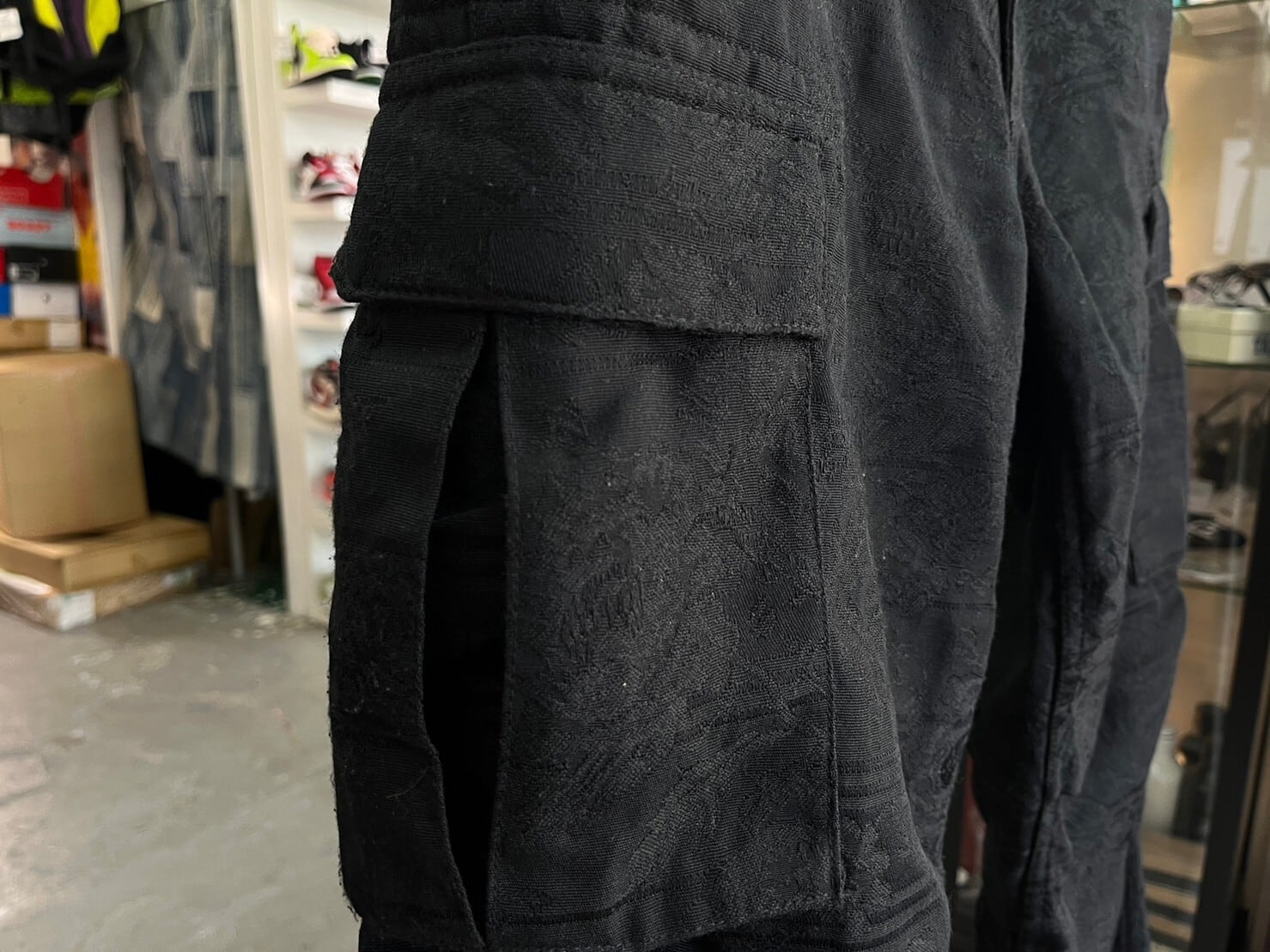 Supreme FLORAL TAPESTRY CARGO PANT 30 BLACK 99977 | BRAND BUYERS OSAKA
