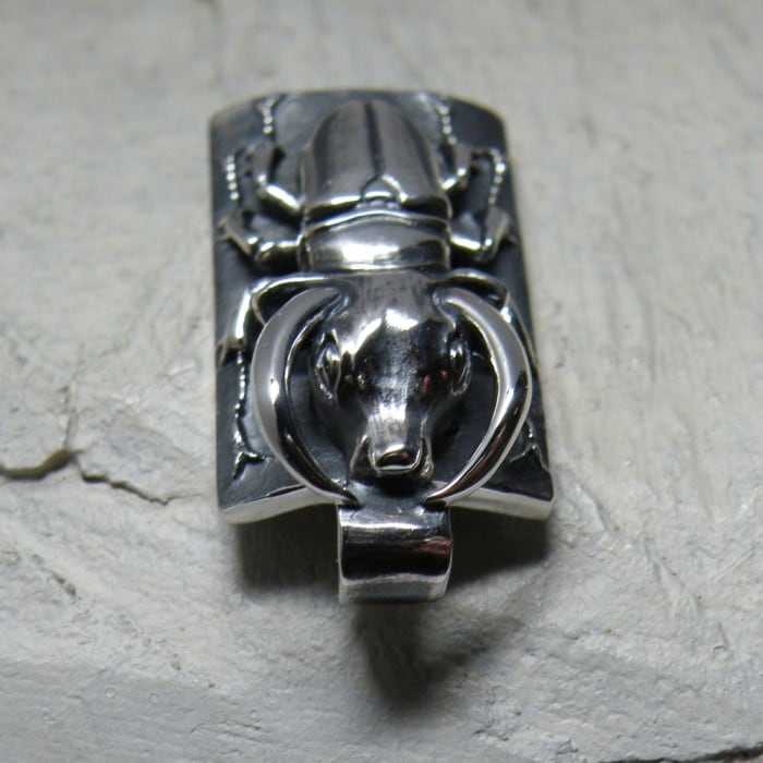 牛クワガタペンダント | ISEKOBO