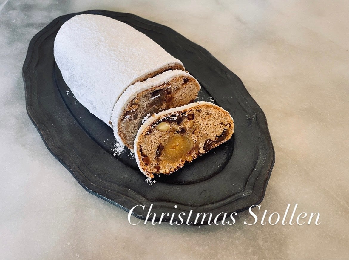 白色菓子店のシュトーレン