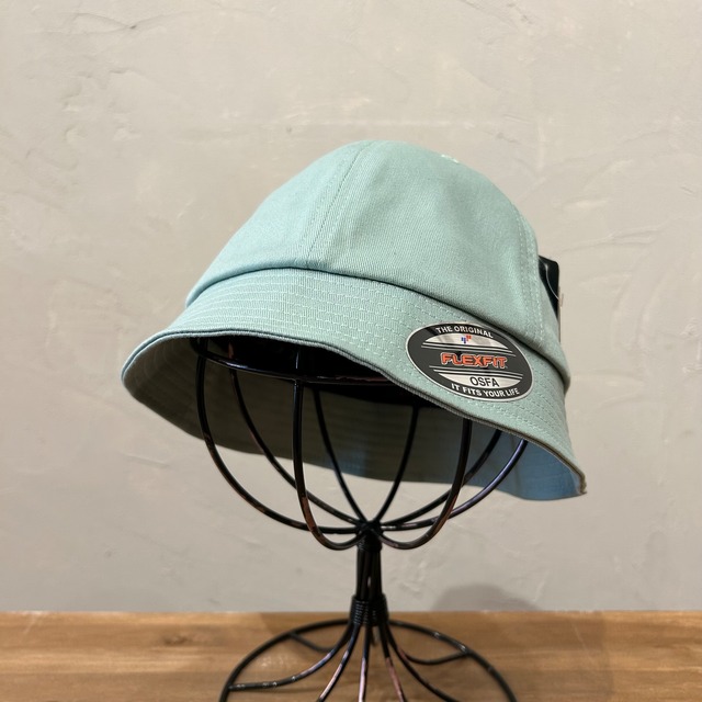 SHORT BRIM BALL HAT