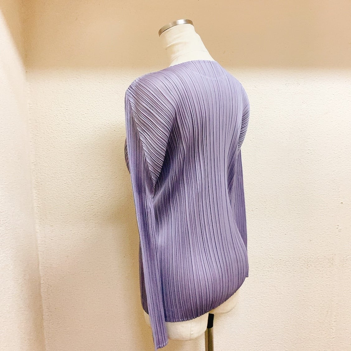 【新品未使用 wacoal dia ワコールディア】紫ライラックの美刺繍トップス