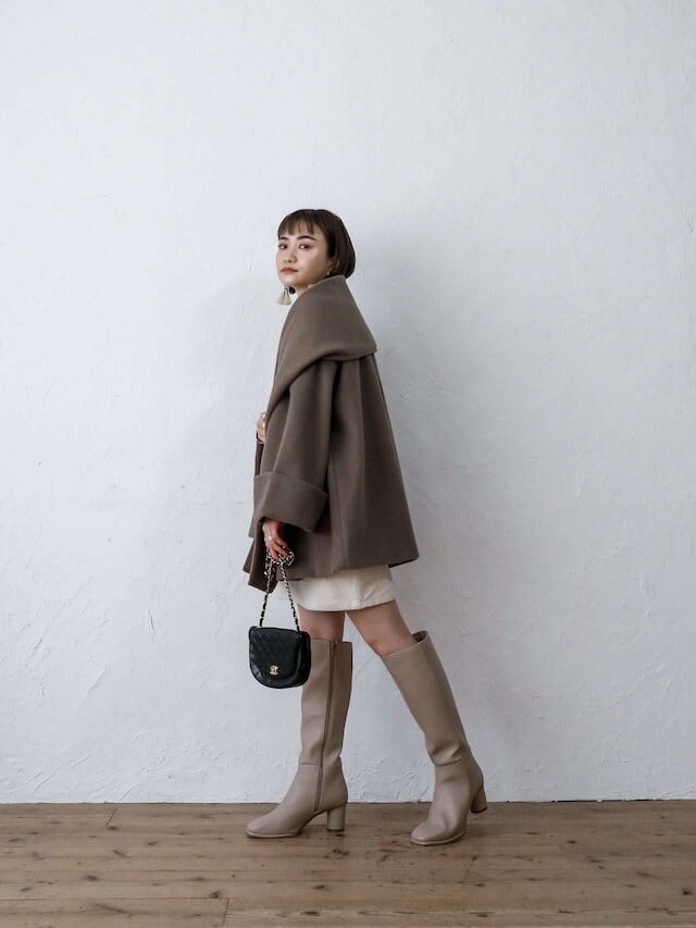 muffler and lace collar coat | Katrin TOKYO