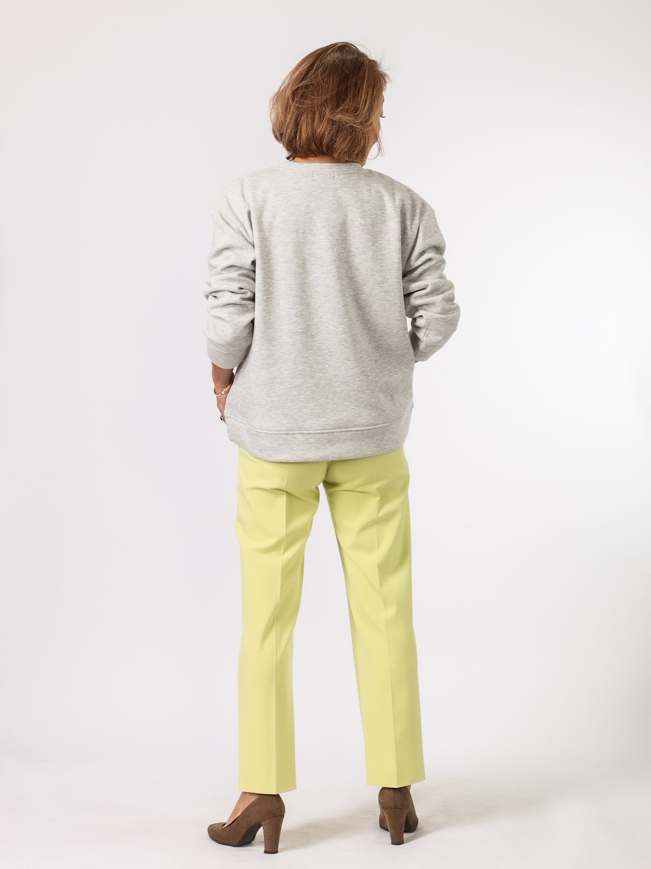 BEATRICE(キラキラ刺繍モチーフTシャツ)