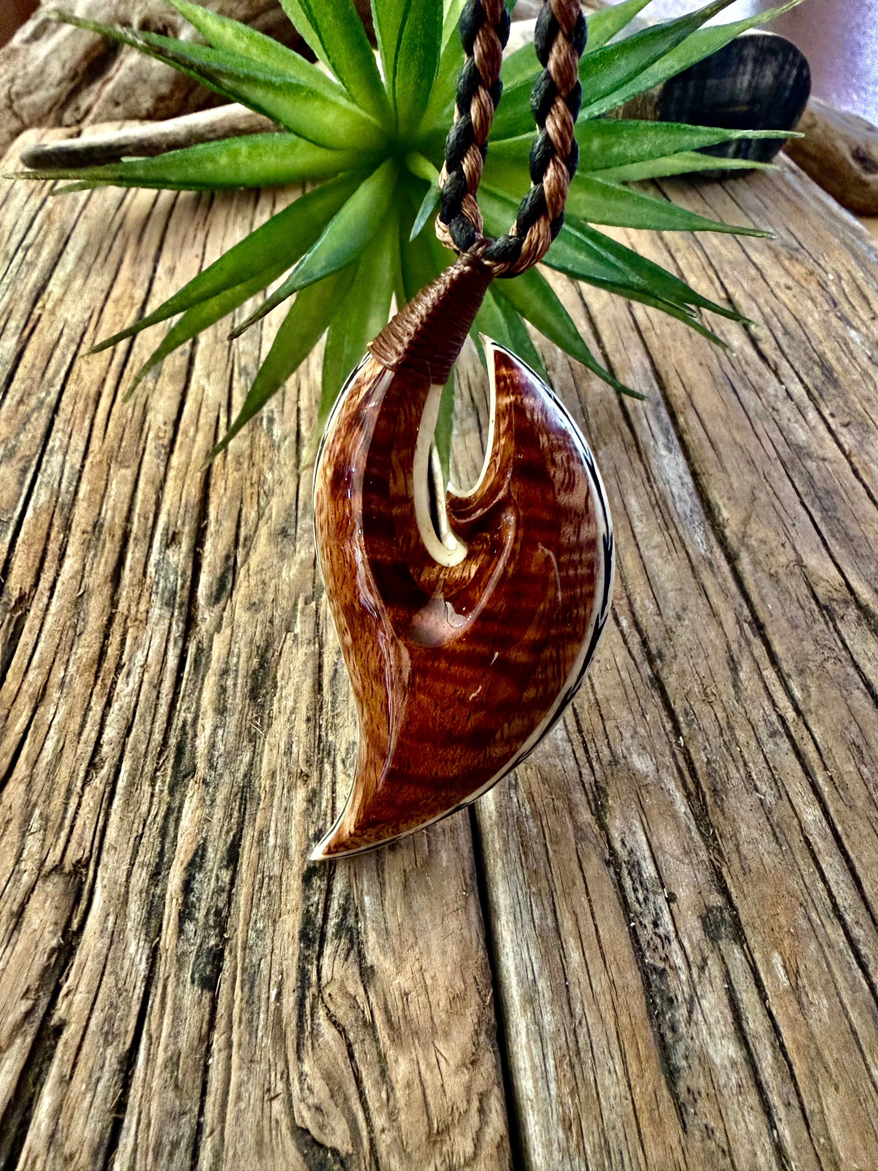 希少 セイウチ牙hook | Kz'bone
