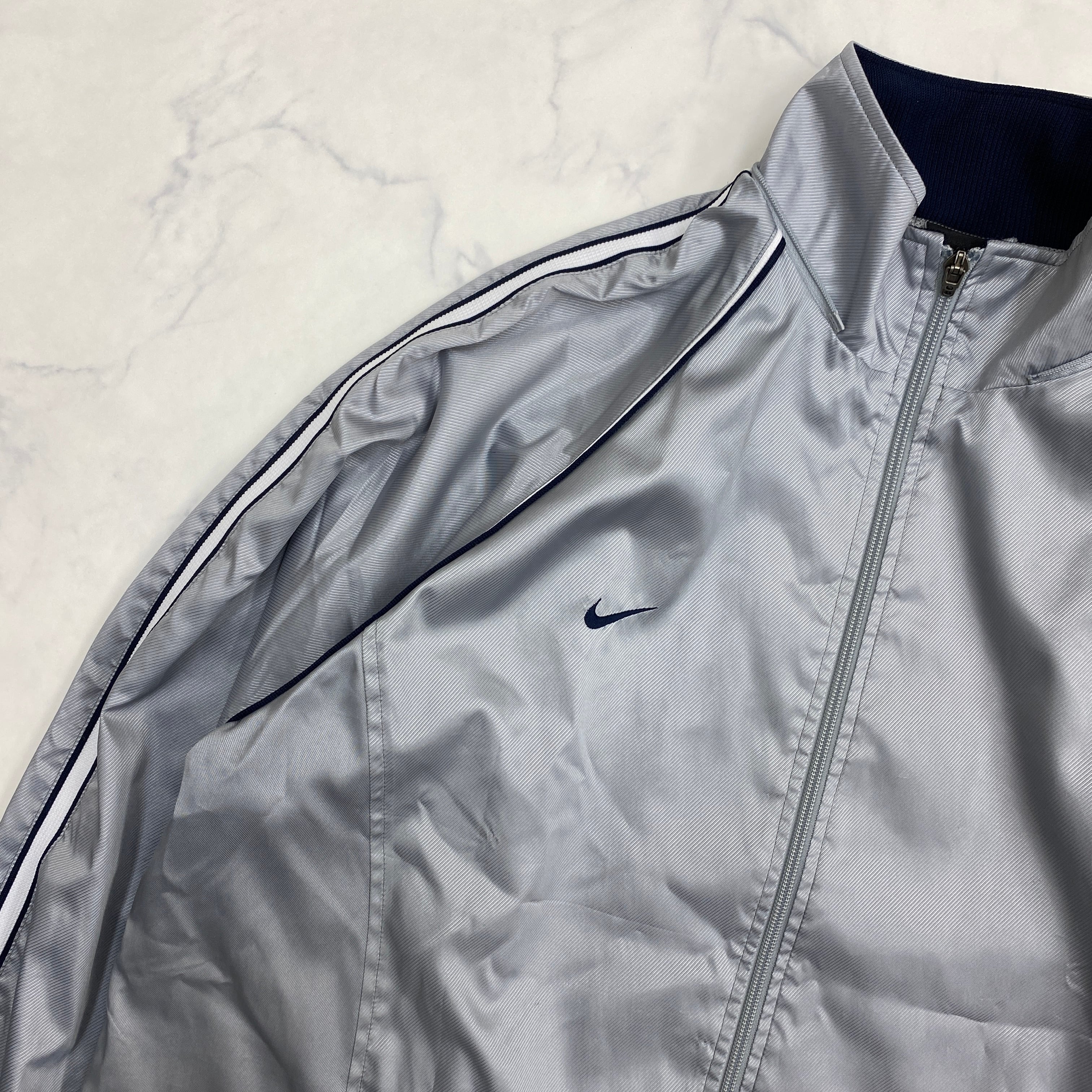 00s nike metallic silver tech nylon jacket y2k | KOUHUKU