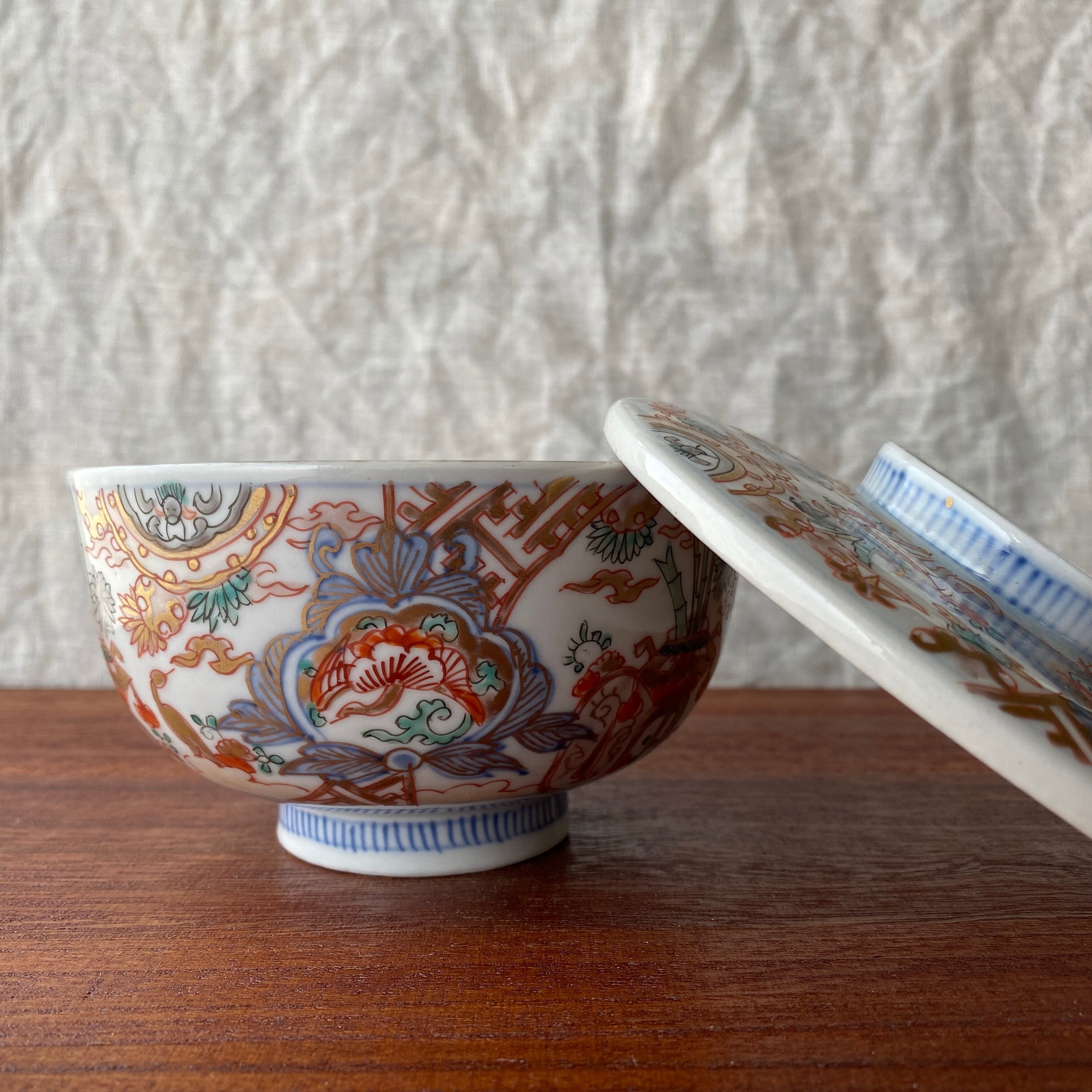 美しい古美術◼️蔵から美しいぐるりとうねりの見事な抹茶茶碗が