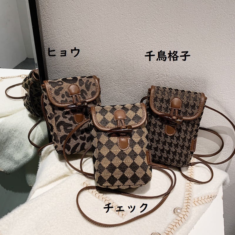 lvスクエアチェック柄ショルダーバッグ｜バッグ