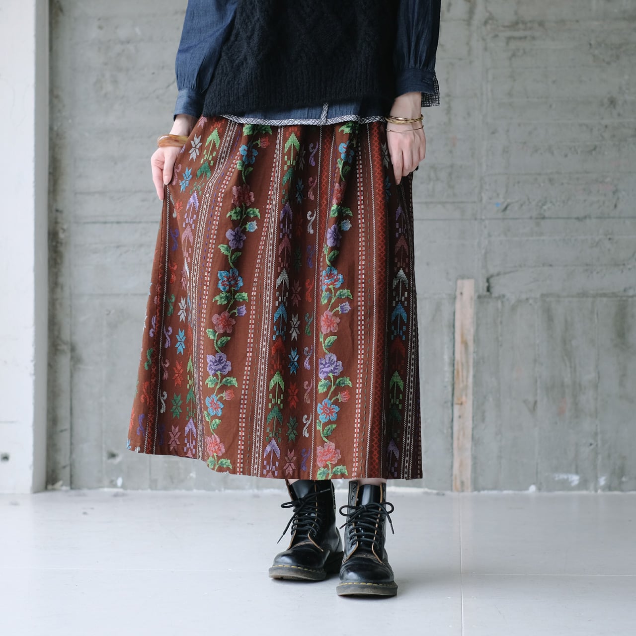 【予約販売】秋のフォークロア♪チロリアン柄ロングスカート (25w-03)ダークブラウン