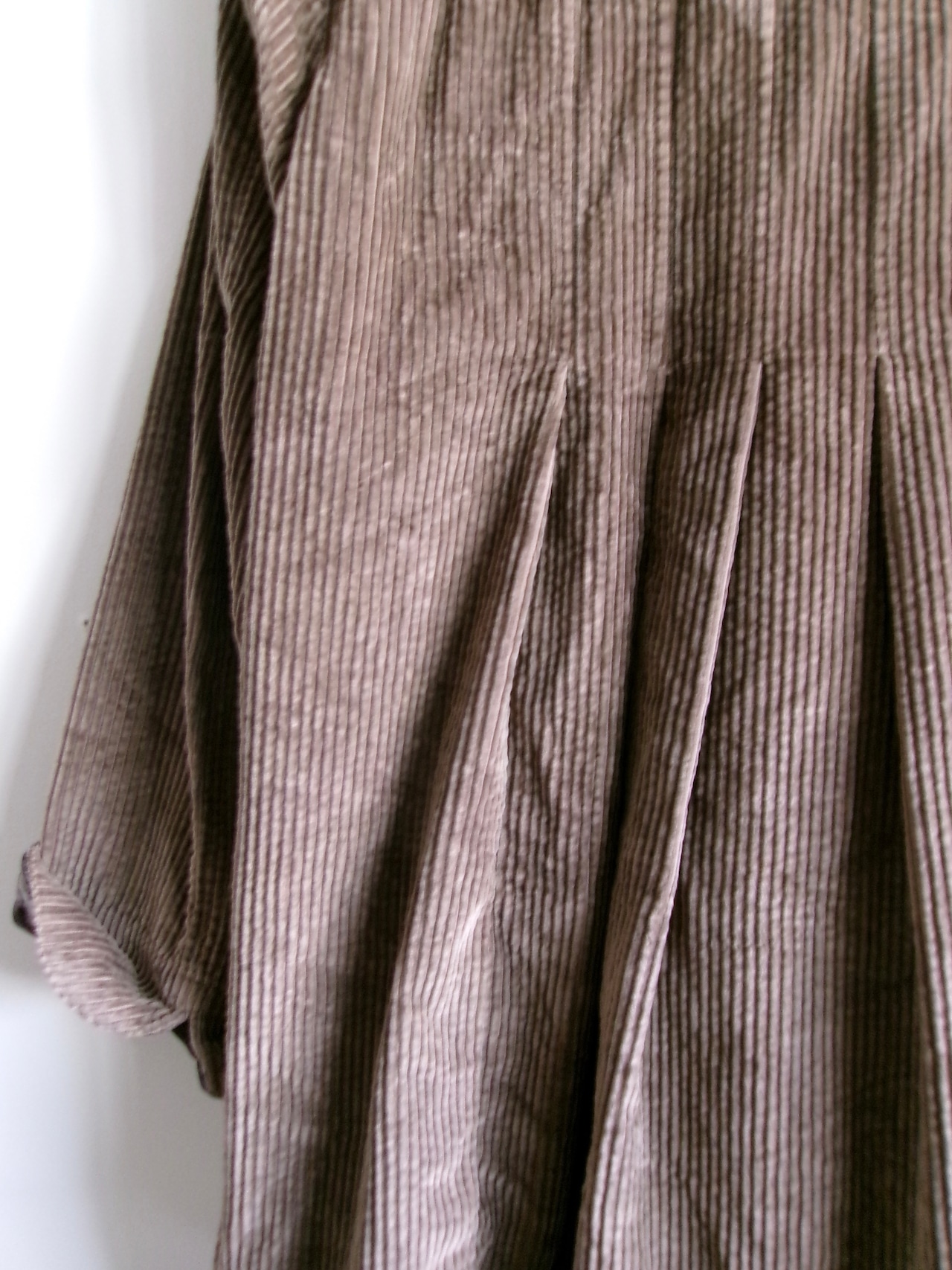Corduroy pleated jacket