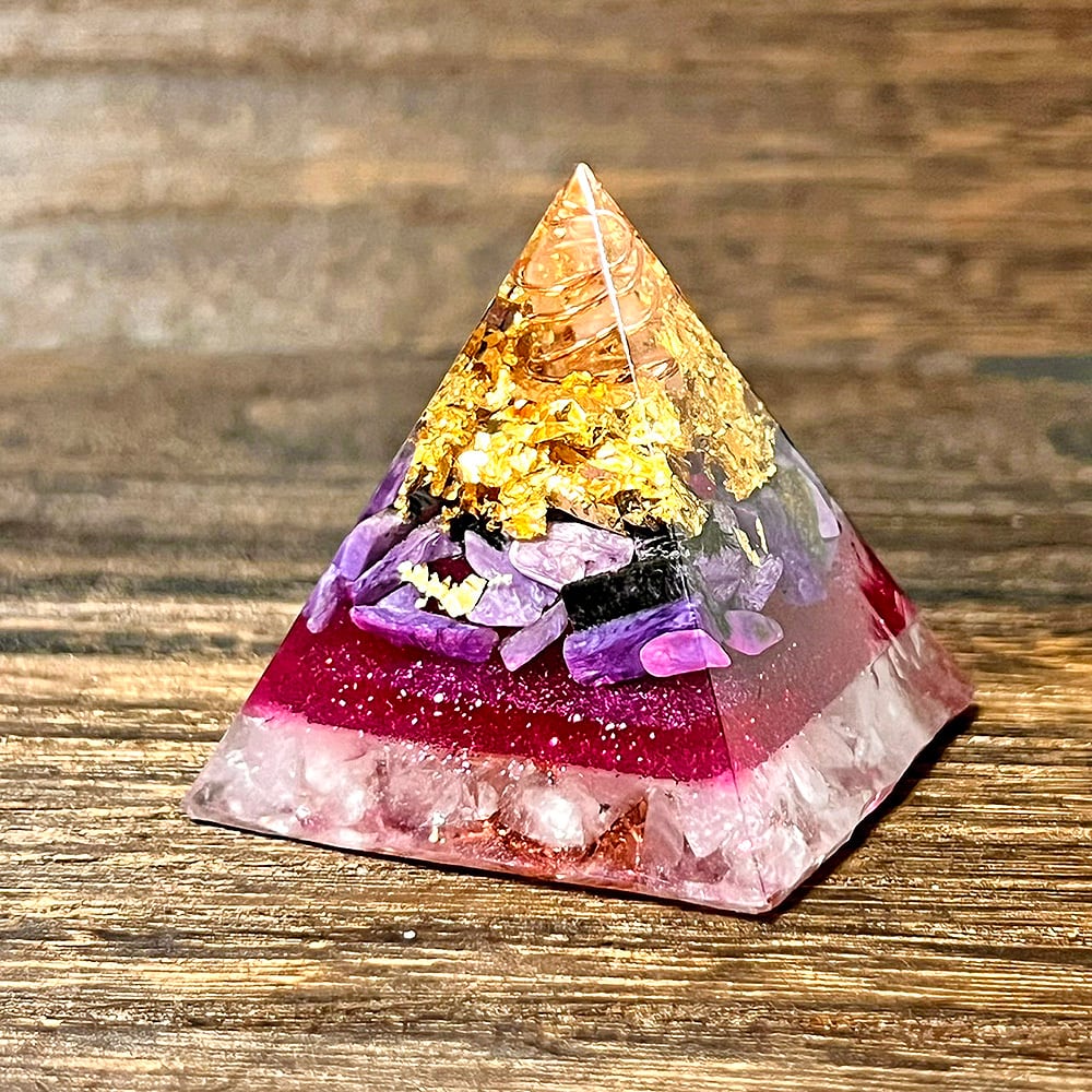 【特別限定品】ピラミッド型 オルゴナイト チャロアイト ローズクォーツ