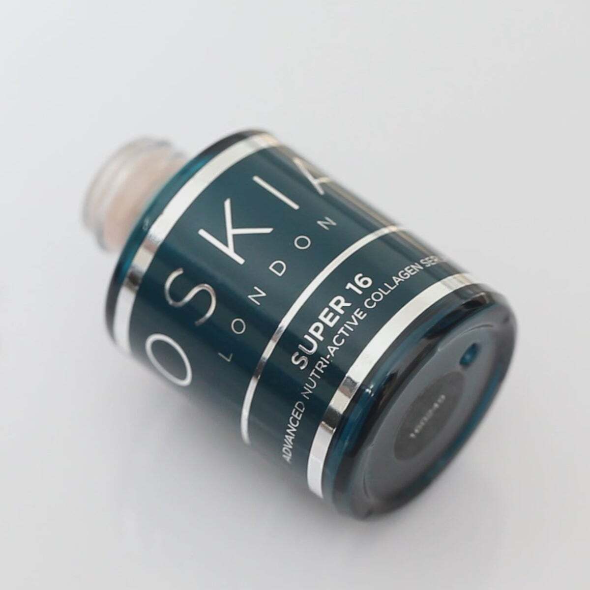 16セラム（30mL） | OSKIA ｜オスキア 公式オンラインショップ