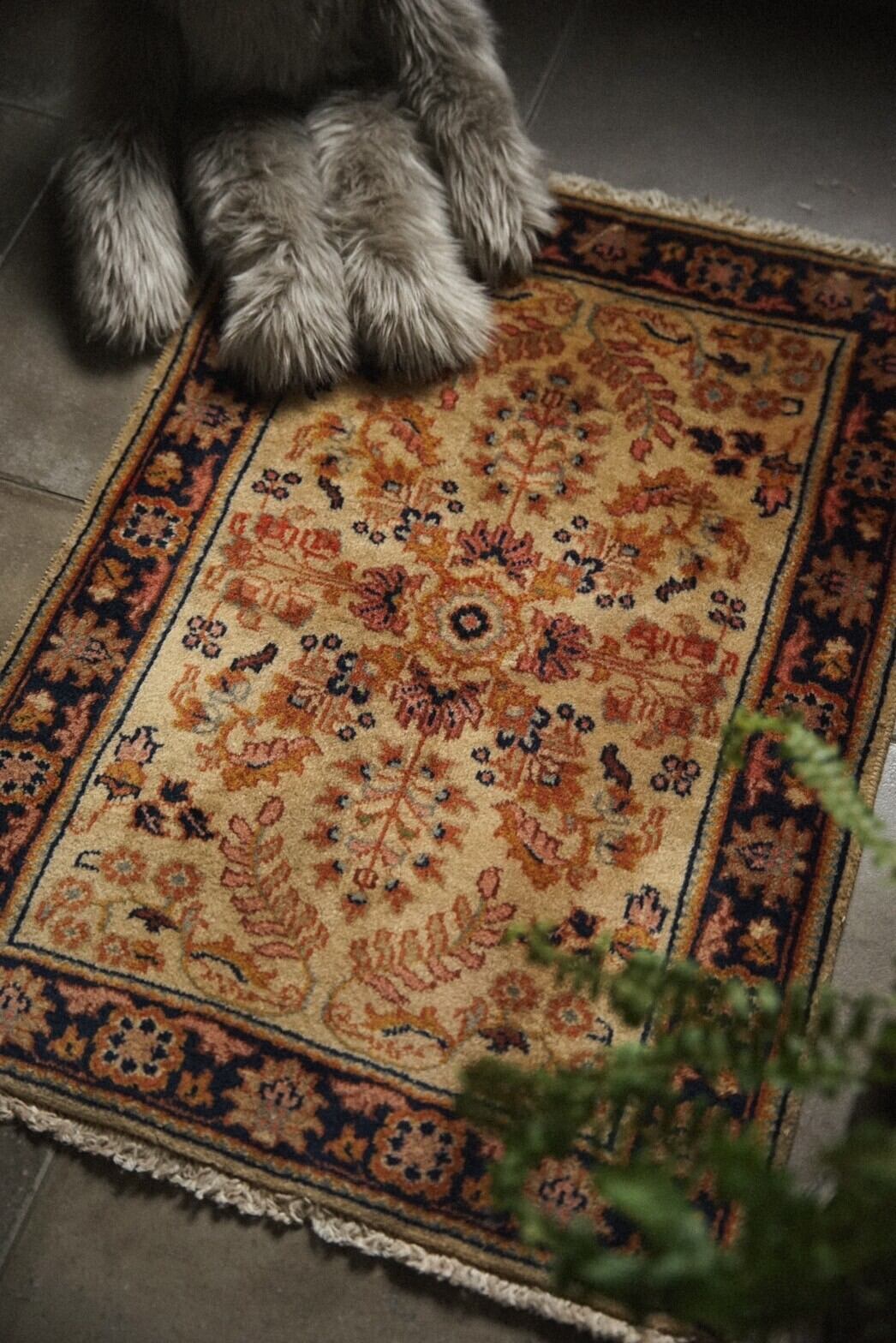1028 -Vintage Percian Sarouk rug