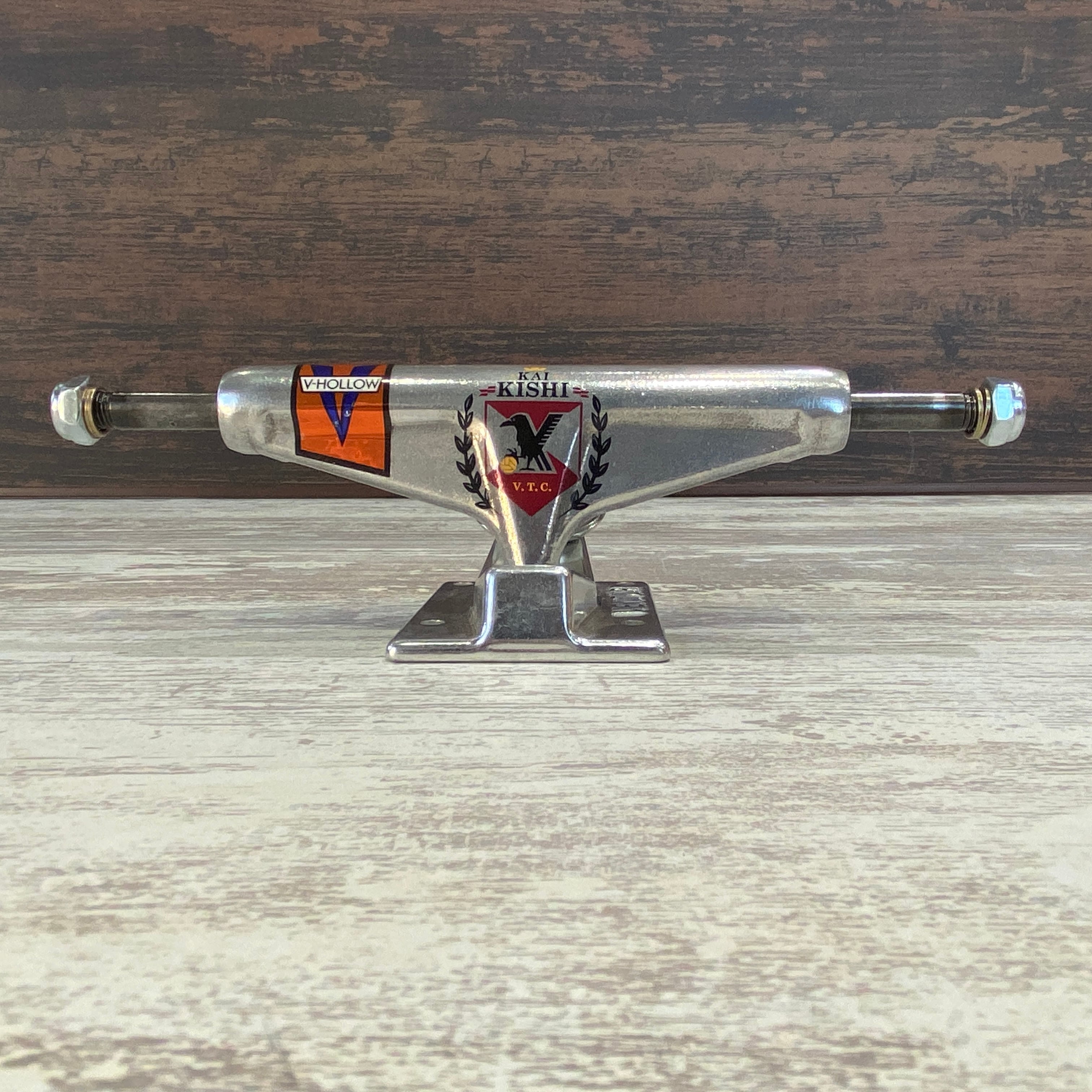 【VENTURE TRUCK】F&F KAI KISHI V-HOLLOW LIGHT LOW