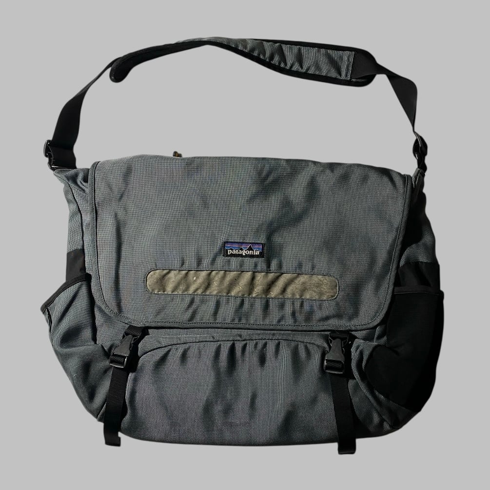 patagonia メッセンジャーバッグ　usa 00年代 Patagonia USA製 メッセンジャーバッグ | WAGENTYPEII