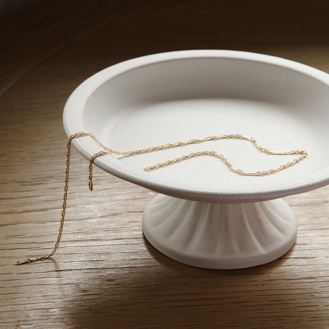 K18イエローゴールド 中空スクリューネックレス 【MKY0099N1】