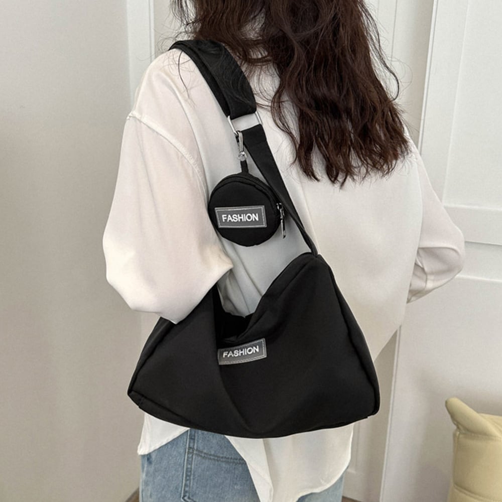 小銭入れ付き ショルダー バッグ レディース 通勤 通学 韓国 軽量 おしゃれ 大人 かわいい カジュアル ナイロン ワンショルダー 大人可愛い 大人女子
