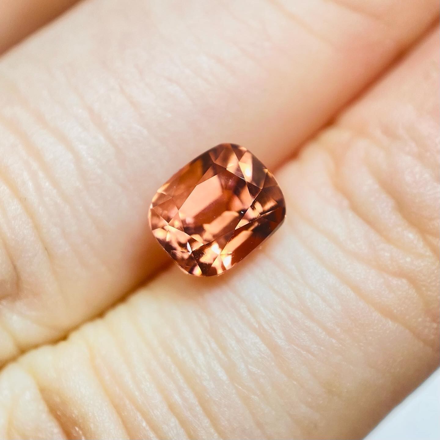 おおらかで美しいトルマリン