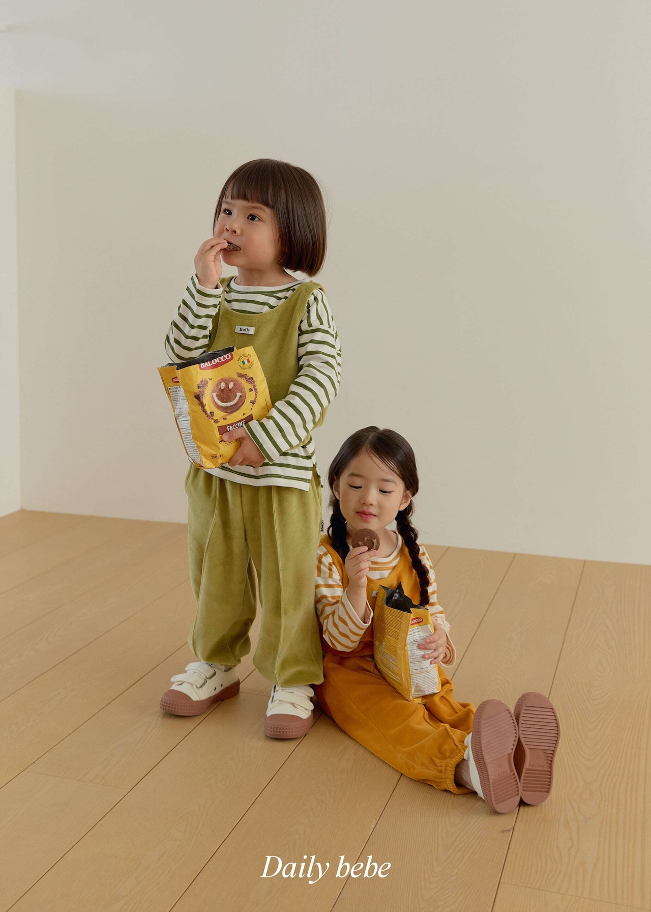 【取寄】Dailybebe ベロア セットアップ|秋服|韓国子供服|26/AT