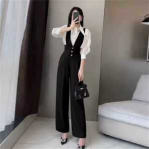 【送料無料】 パンツ ボトム 2色 スラックス つなぎ オールインワン サロペットパンツ オーバーオール ロング マキシ ボタン 装飾 薄手生地 かわいい 大人可愛い 大人女子 綺麗 シンプル カジュアル 大人 上品 おしゃれ お洒落 こなれ感 ラフ エレガント コンサバ 着痩せ レディライク 無地 春 秋 20代 30代 40代 レディース 女性 結婚式 二次会 授業参観 演奏会 デート お出かけ 女子会 お呼ばれ パーティー 休日 お茶会 アウトドア 着回し 普段使い ファッション デイリーユース