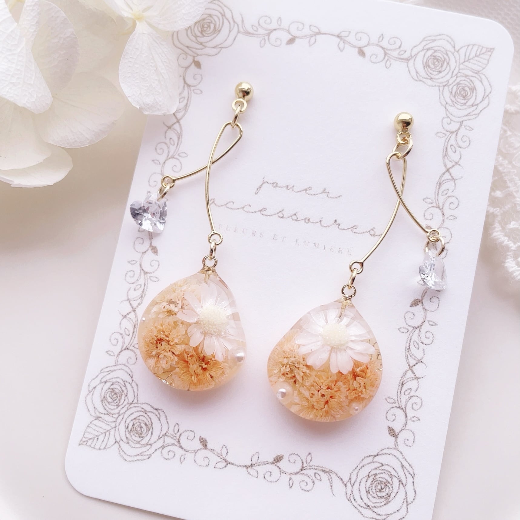 Ricochet "リコシェット" ハートジルコニアピアス/イヤリング(apricot orange)