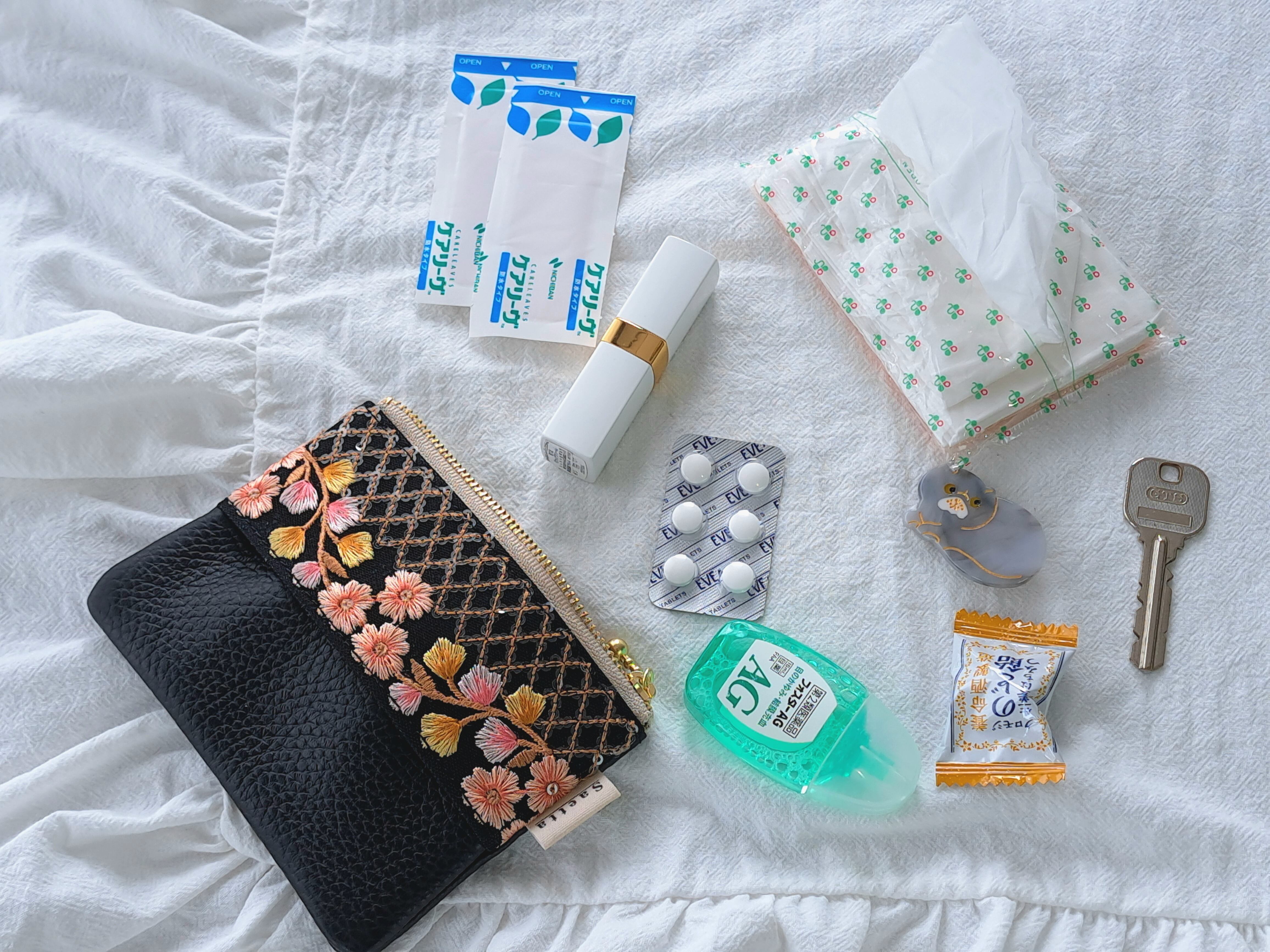 ギフトシリーズ ティッシュポーチ / ポケットティッシュ / ティッシュ