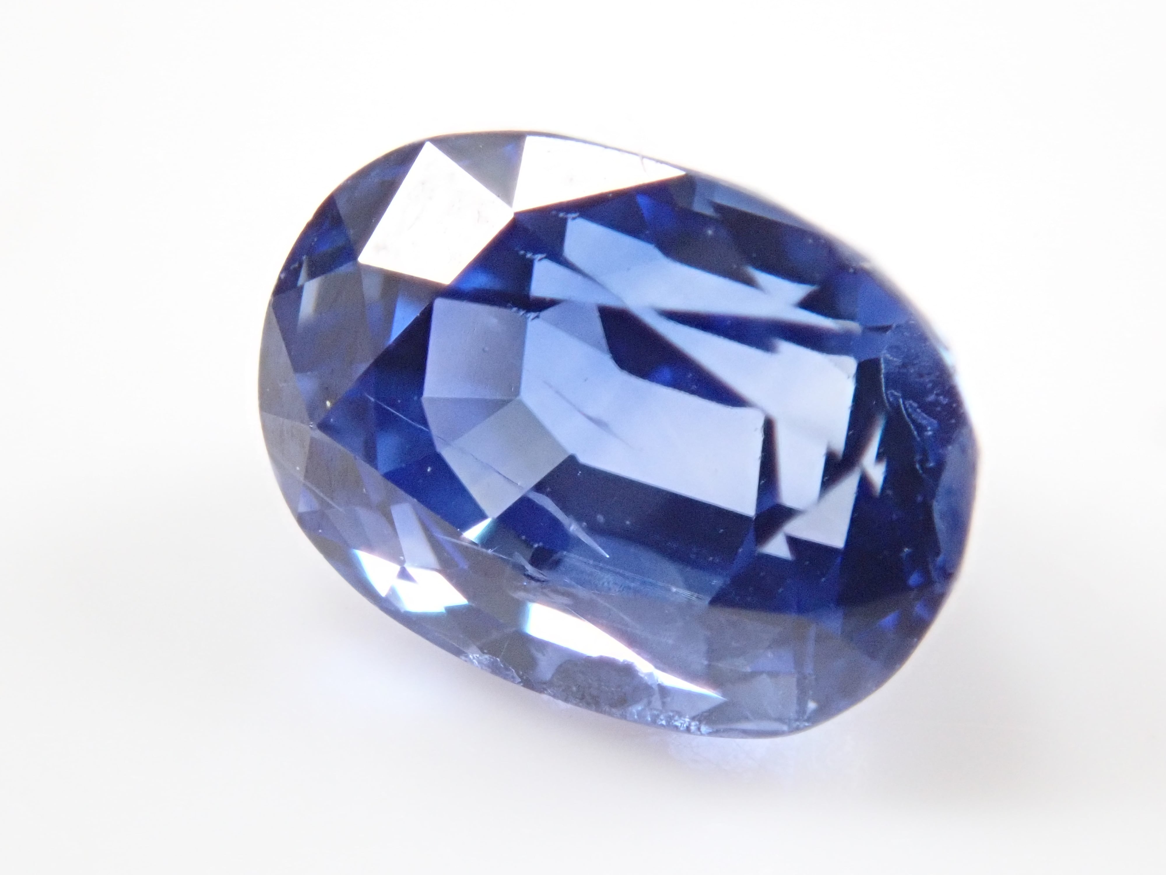 スリランカ産ブルーサファイア 1.618ct