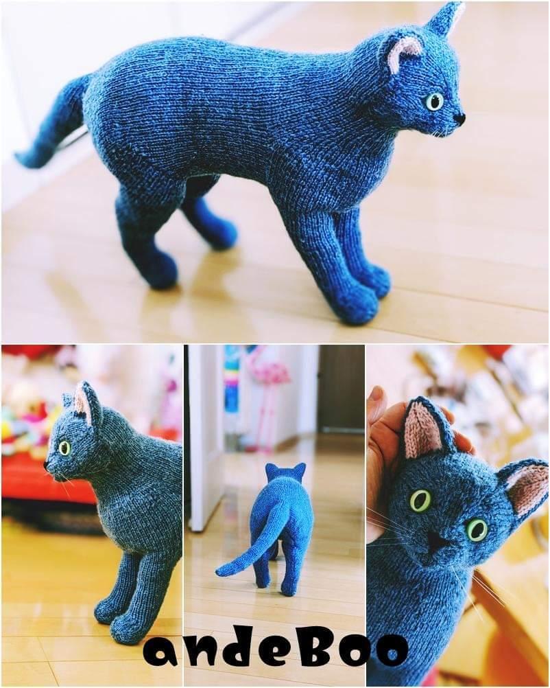 ハンドメイド　あみぐるみ　うさぎさん　ミニ　ロイヤルブルー