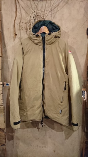 PETER HUTCHINSON VENTILE DOWN JACKET MADE IN ENGLAND