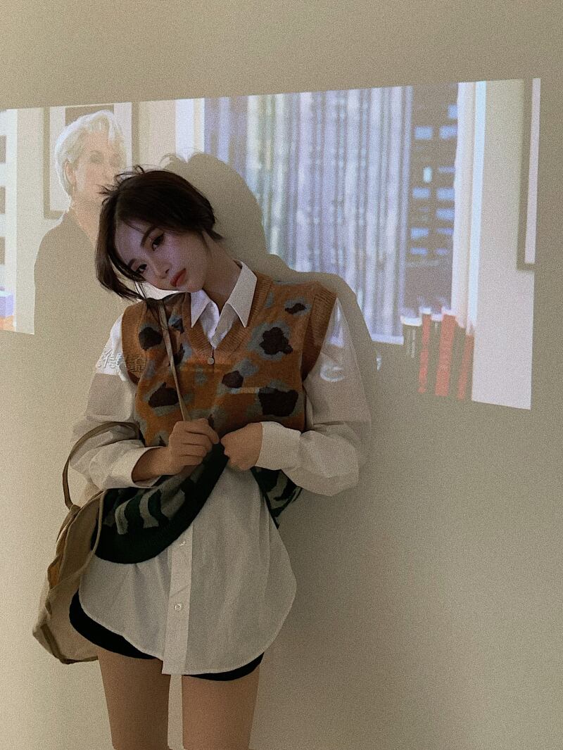 カラーマッチングウエスタンスタイルのeseセーターベスト女性2020年秋新しいVネックルーズアウターニットセーターベストチョッキ ブラックストロベリース78057860944