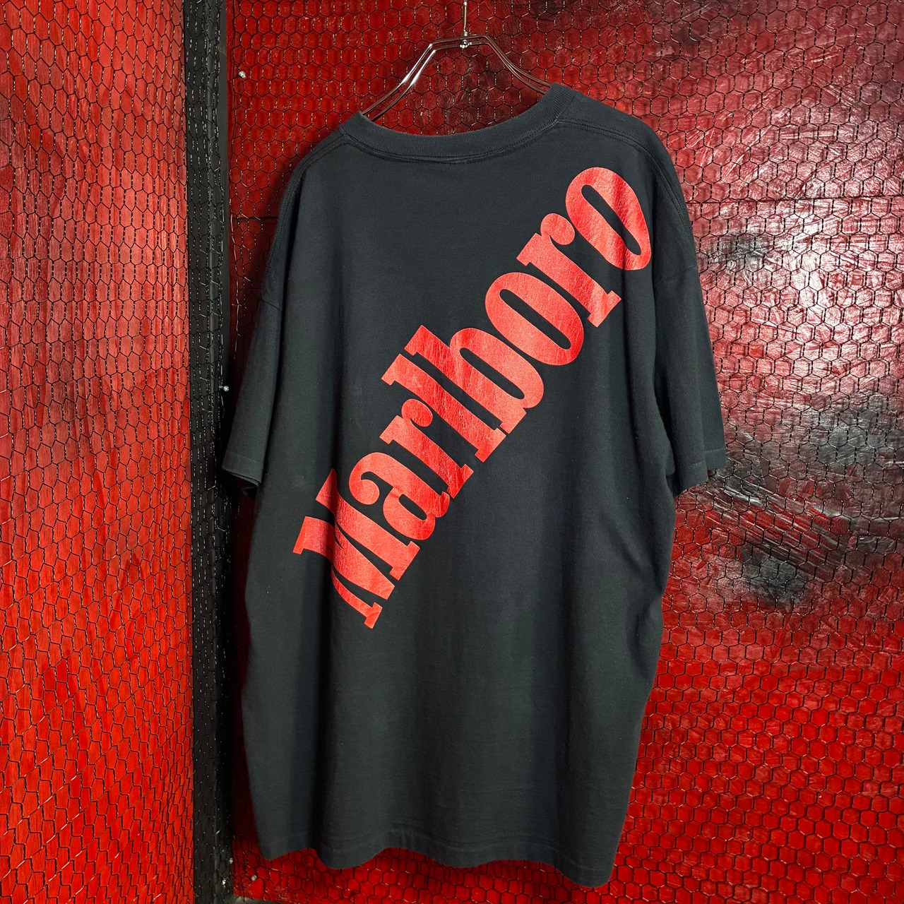 90s USA製 DELTA Marlboro ポケットTシャツ　黒　バックプリント　タバコTシャツ