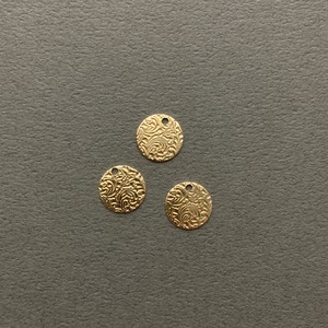 〈最終入荷〉USA真鍮 ミニアラベスク柄ラウンドチャーム（3p）