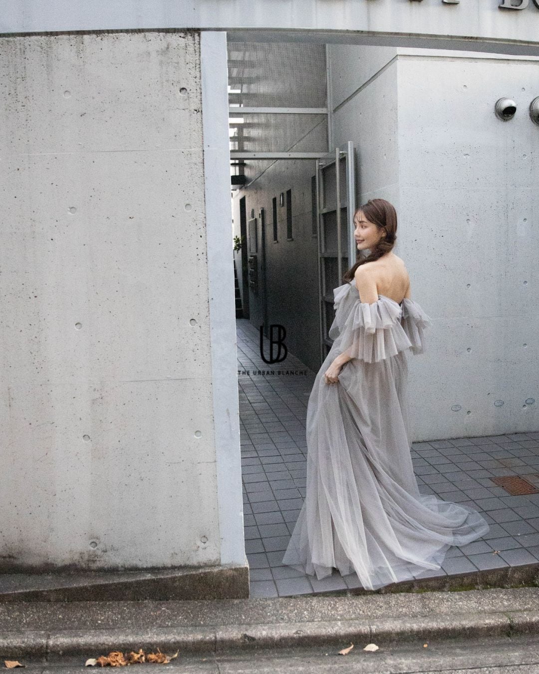 THE URBAN BLANCHE カラードレス グレー NEW ARRIVAL CD77】 新作入荷 /2WAY 袖取り外し可能 カラードレス 挙式