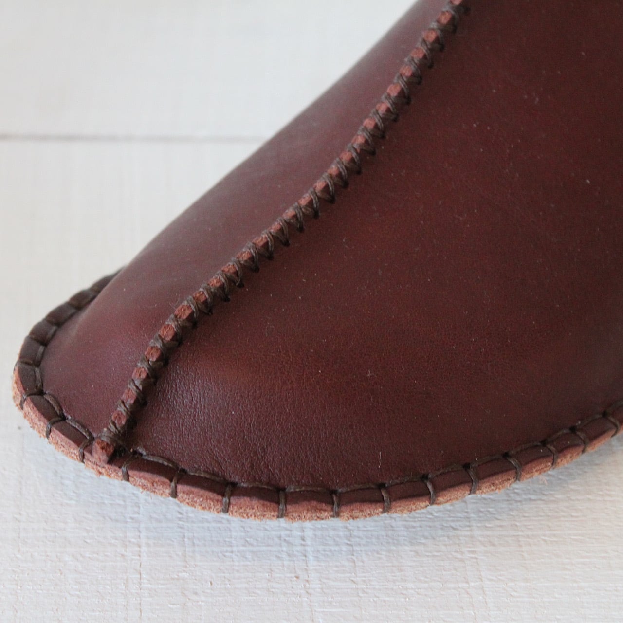 在庫限り特別価格！】送料込み 濃茶 おうちで縫える本革ルームシューズ