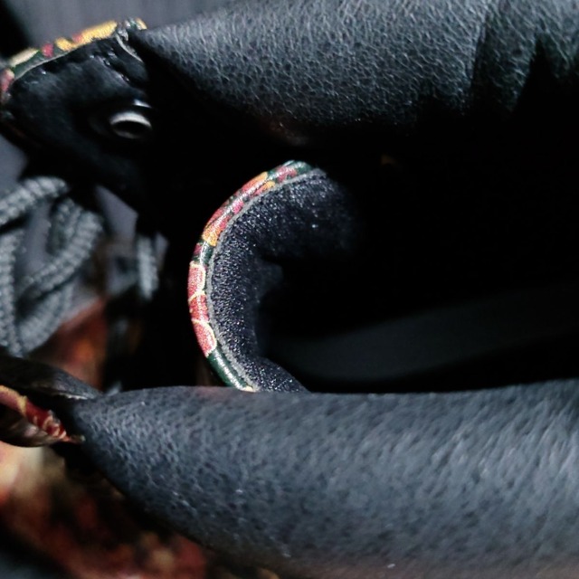 和紋様装飾　紫　和柄ユニセックスヴィーガンレザーブーツ