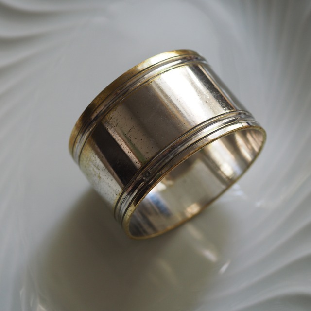 ホールマーク入り重厚モデル　フランスアンティーク シルバープレート ナプキンリング