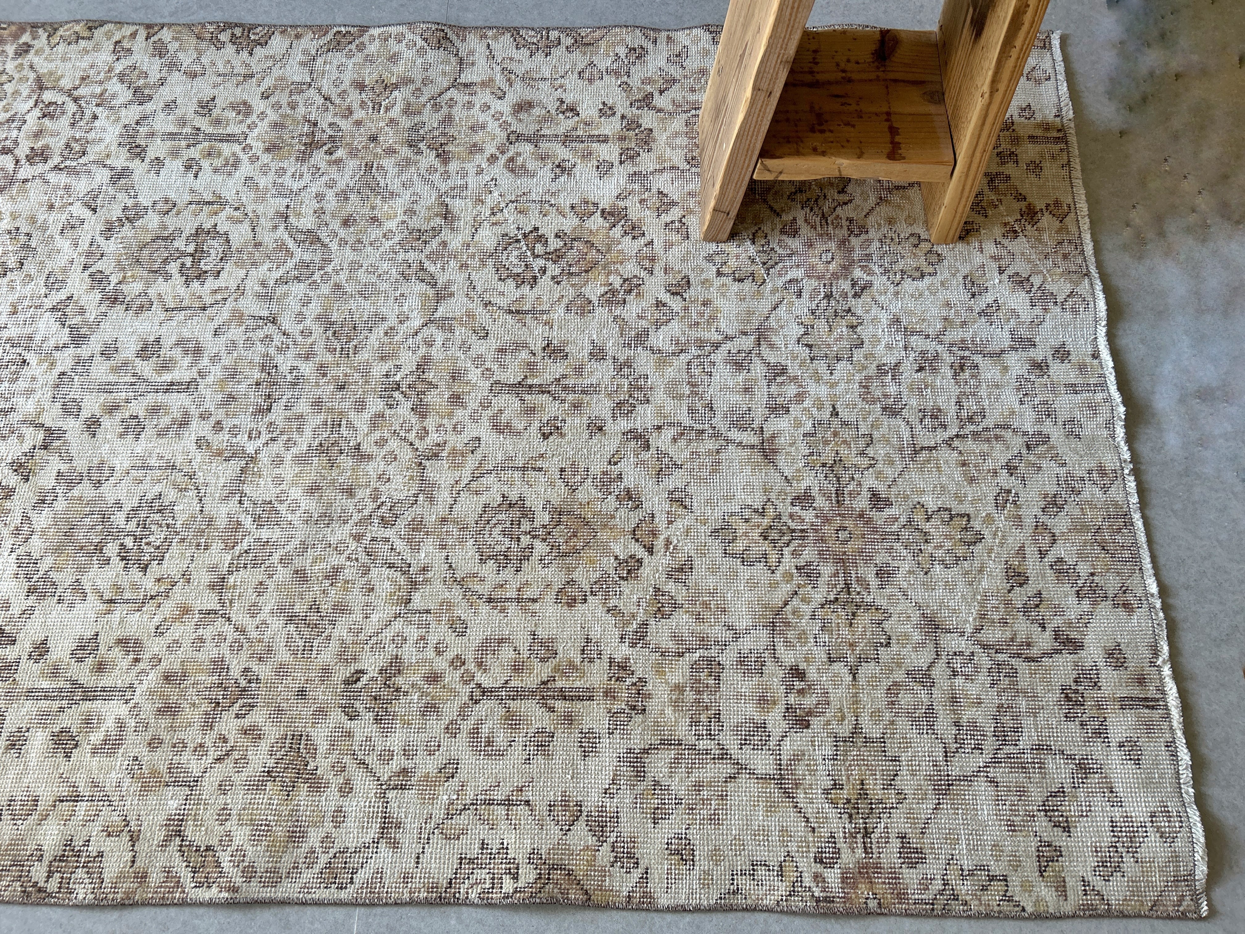 Vintage rug grid floral 209×115/ヴィンテージラグ トルコラグ