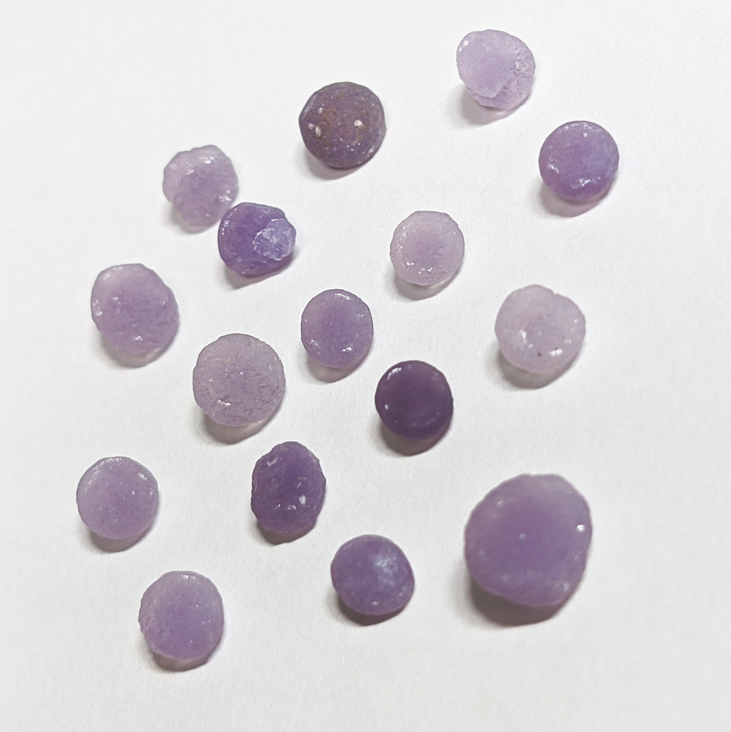 グレープアゲート（単粒大） インドネシア産 原石 【ランダム