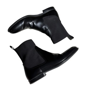 BALLY black leather chelsea boots