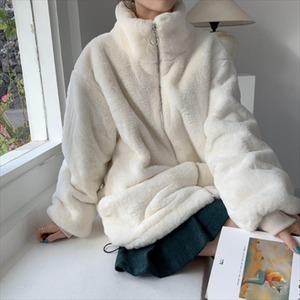 【送料無料】 フリースパーカー  カジュアル系  シンプルデザイン   立ち襟  大人可愛い  30代・40代   フェミニン  レディースファッション  可愛い  無地  こなれ感  長袖  オフホワイト・ピンク・ブルー　白・青  冬  お出かけ・デイリーユース・ルームウェア