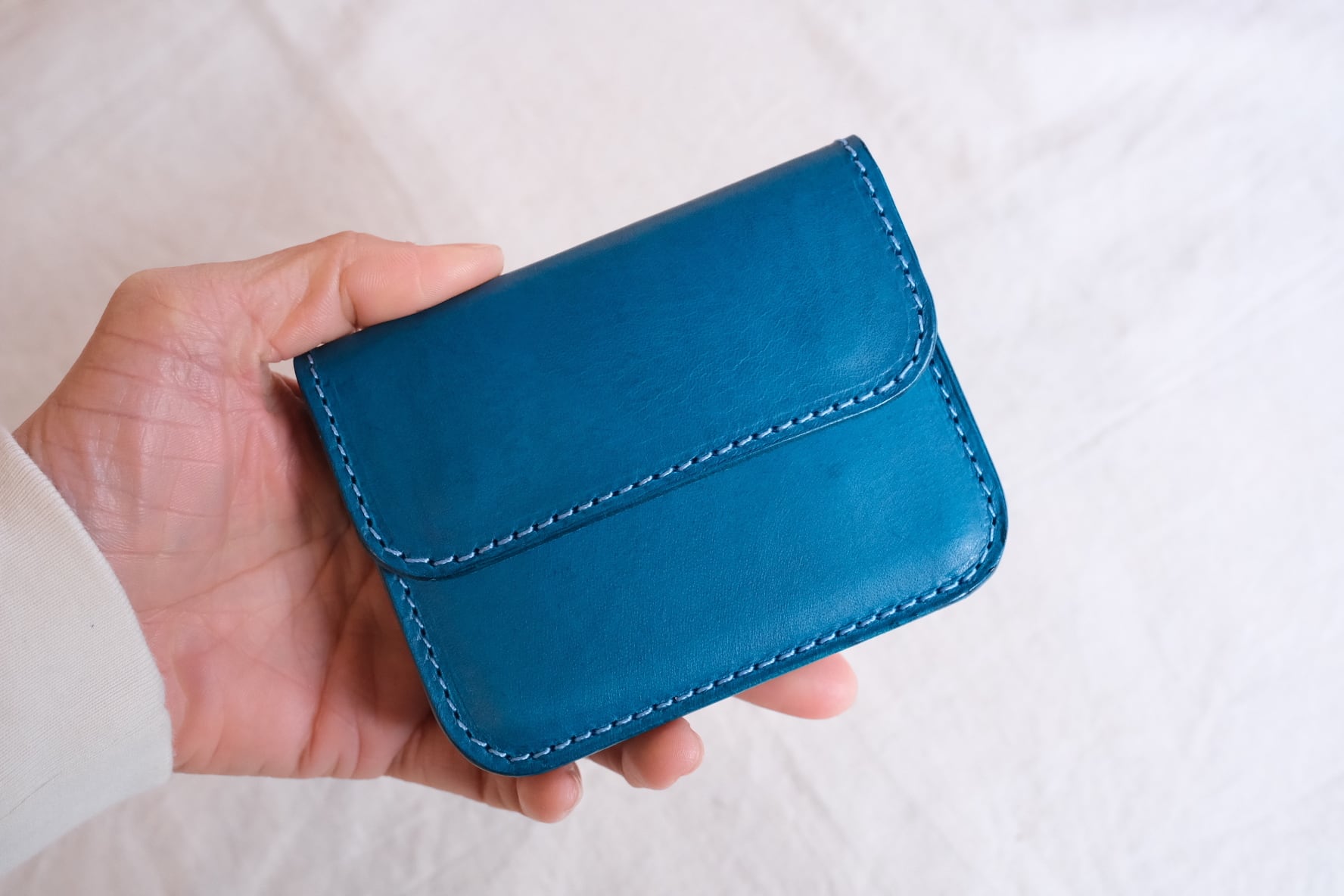 《即納》middle wallet【cerulean blue】
