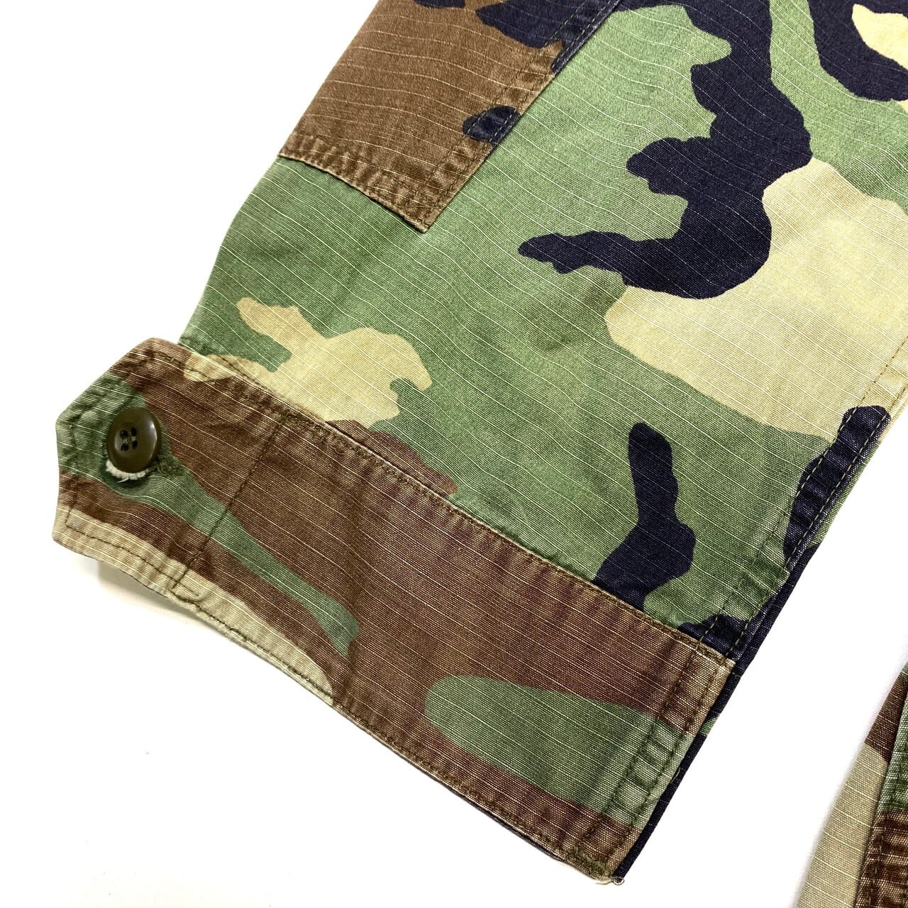 【新品】  VINTAGE / ヴィンテージ | DEAD STOCK / デッドストック 1999年製 90s～ 米軍 BDU ウッドランドカモ 迷彩 コンバット ジャケット サバゲー | S | カーキ | メンズ