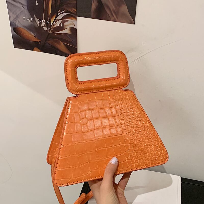 トライアングル メッセンジャーバッグ Tiancai_Wing_Bag71299980638