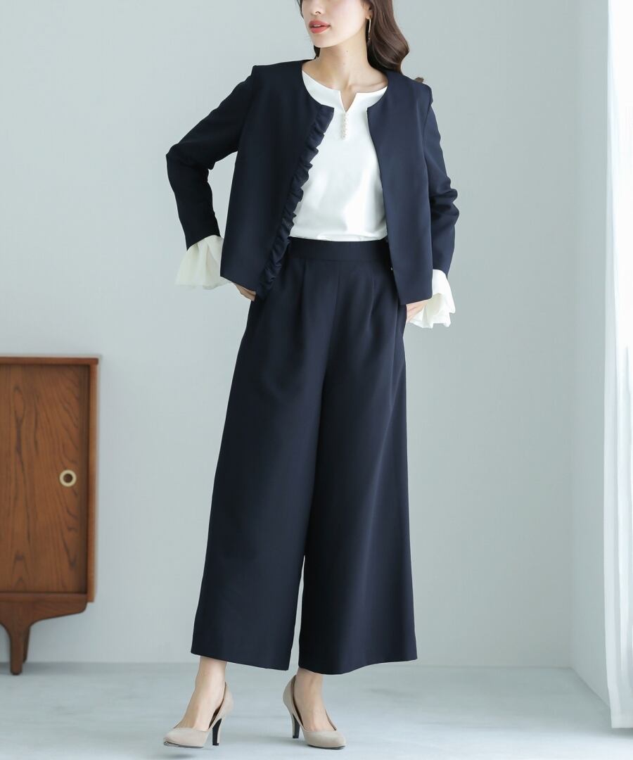 【新品】WHITE JOOLAフリルデザインセットアップスーツネイビーＬＬサイズ 最強配送】喪服・礼服【洗えるフォーマル】フリルノーカラージャケット