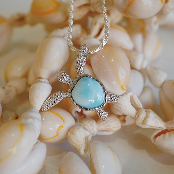 R✴Hです。ラリマー　ハーフムーンネックレス　14kgf 天然石・ラリマー*ネックレス(K14GF) ネックレス