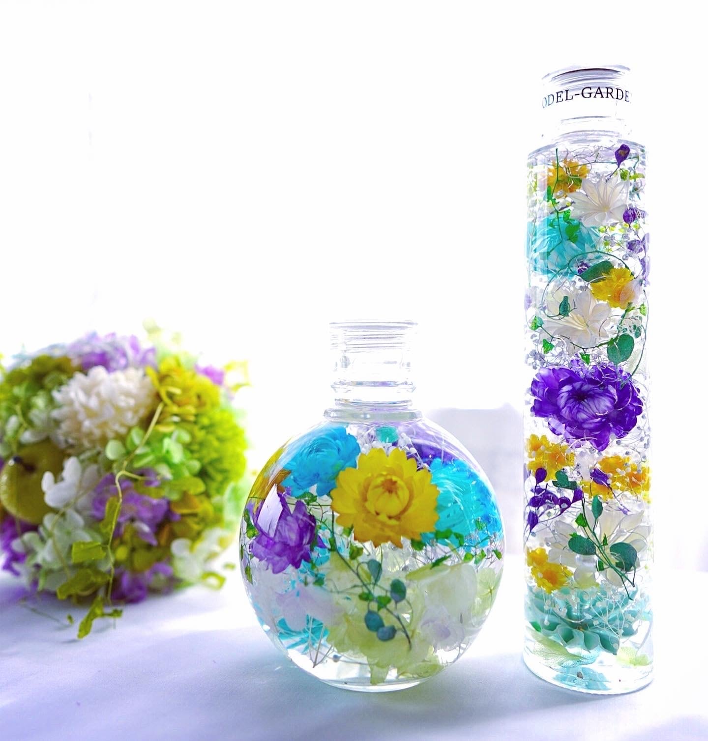 ◆ハーバリウム　195 グリーンとホワイトのナチュラルボトル*.:。✿*゜¨ ◇ハーバリウム195 グリーンとホワイトのナチュラルボトル