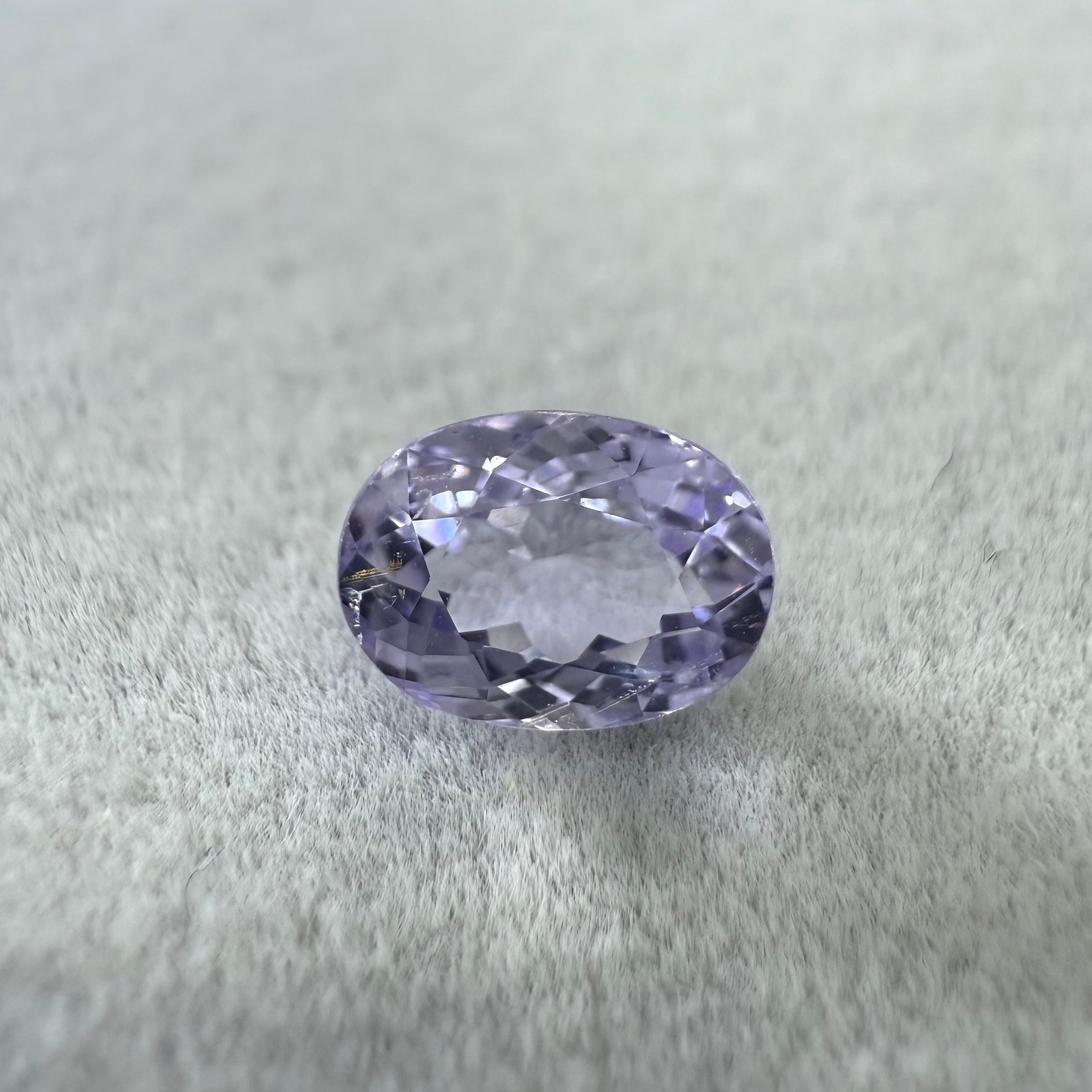 colorless spinel 0.612ct / Burma | Pay ID